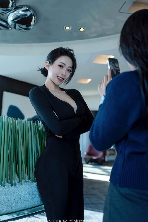    星颜社清妙：职场诱惑与黑蕾丝内衣的极致碰撞，上演让人心跳加速的深情暧昧，尽显傲人身材曲线第15张图片