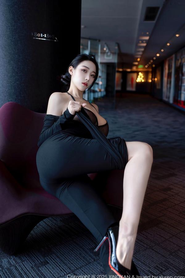    星颜社清妙：职场诱惑与黑蕾丝内衣的极致碰撞，上演让人心跳加速的深情暧昧，尽显傲人身材曲线第28张图片