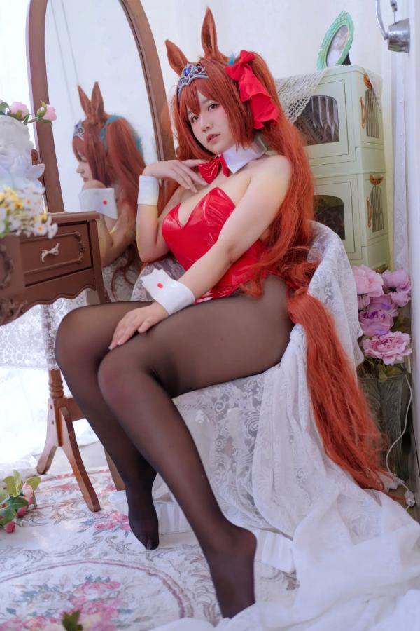    阿半今天很开心 赛马娘大和赤骥COS 极品红发兔女郎性感私房写真[35P]第31张图片