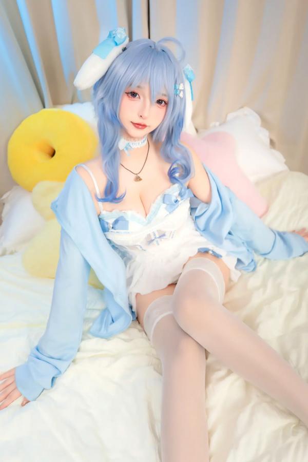    神楽板真冬 原神甘雨降临，极致纯欲Cosplay私房写真，清纯白丝诱惑，带来视觉盛宴[75P]第5张图片