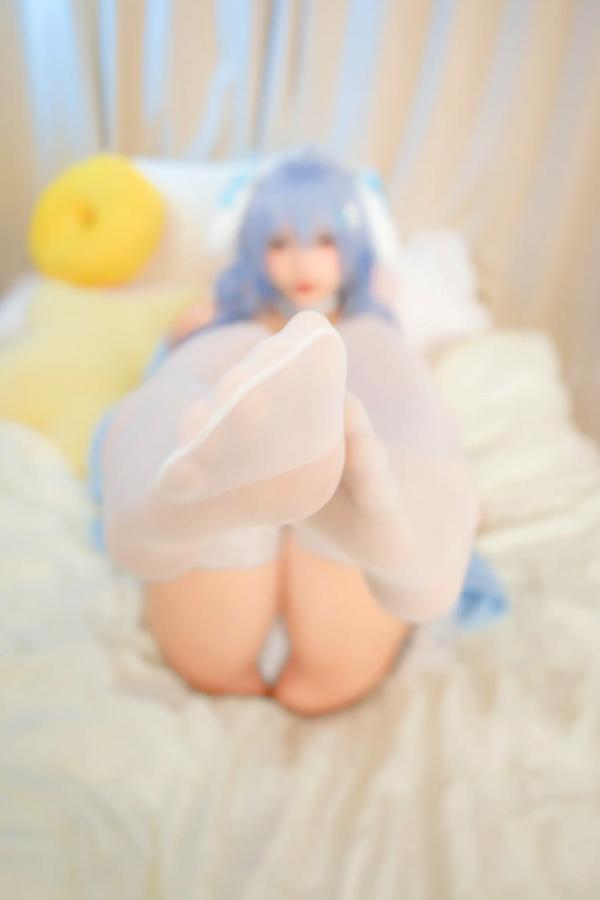    神楽板真冬 原神甘雨降临，极致纯欲Cosplay私房写真，清纯白丝诱惑，带来视觉盛宴[75P]第12张图片