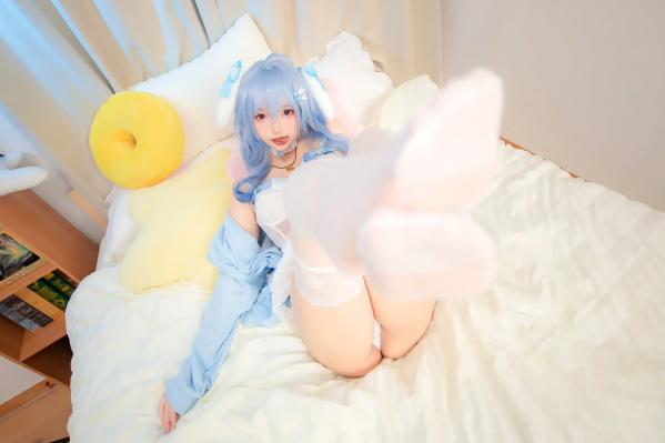    神楽板真冬 原神甘雨降临，极致纯欲Cosplay私房写真，清纯白丝诱惑，带来视觉盛宴[75P]第21张图片