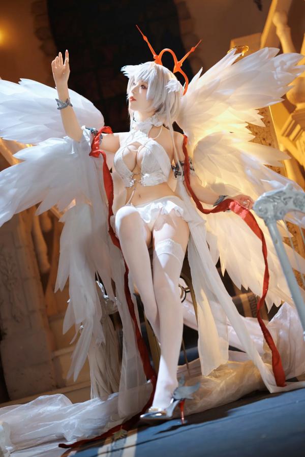    封疆疆v 碧蓝航线珍珠号Cosplay 纯白天使圣洁风角色扮演 极致诱惑私房照[32P]第3张图片