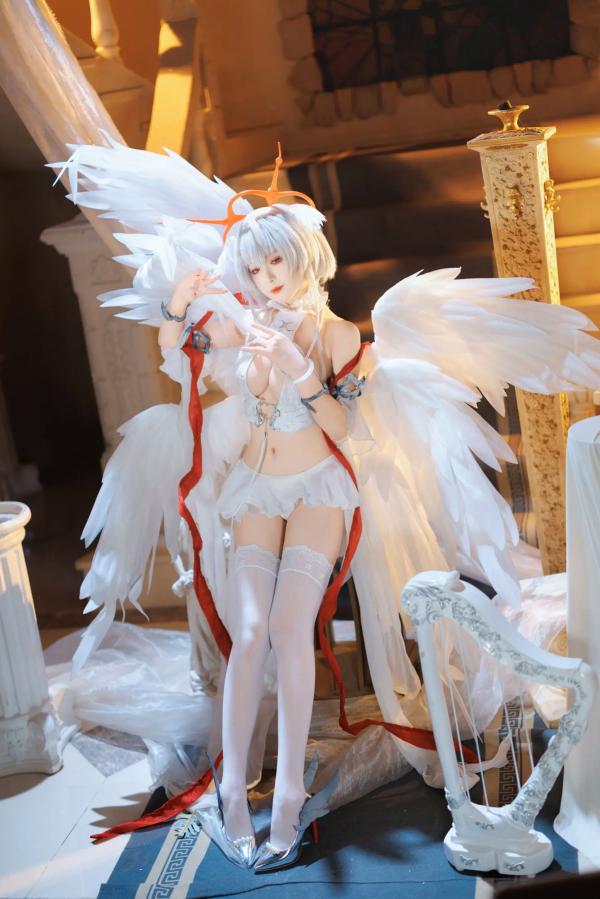    封疆疆v 碧蓝航线珍珠号Cosplay 纯白天使圣洁风角色扮演 极致诱惑私房照[32P]第5张图片
