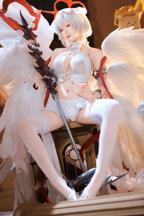    封疆疆v 碧蓝航线珍珠号Cosplay 纯白天使圣洁风角色扮演 极致诱惑私房照[32P]第12张图片