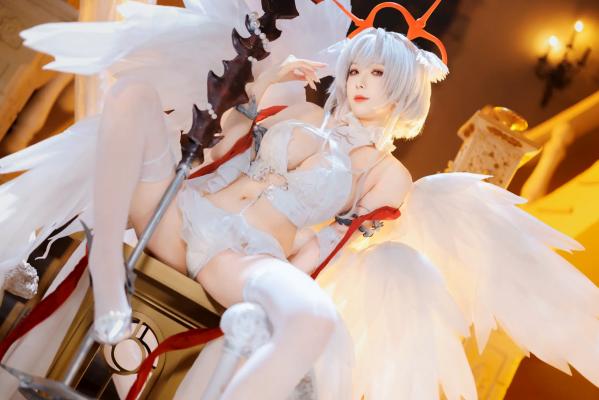   封疆疆v 碧蓝航线珍珠号Cosplay 纯白天使圣洁风角色扮演 极致诱惑私房照[32P]第13张图片