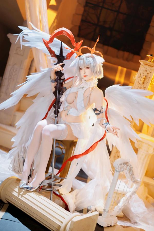    封疆疆v 碧蓝航线珍珠号Cosplay 纯白天使圣洁风角色扮演 极致诱惑私房照[32P]第14张图片