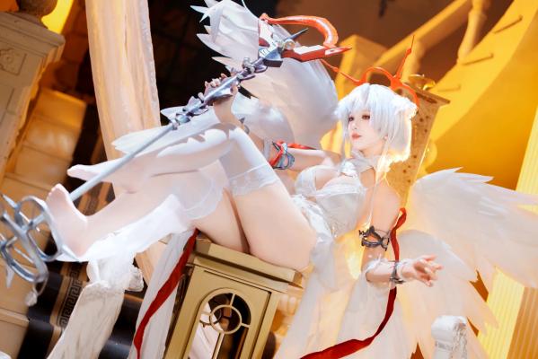    封疆疆v 碧蓝航线珍珠号Cosplay 纯白天使圣洁风角色扮演 极致诱惑私房照[32P]第16张图片