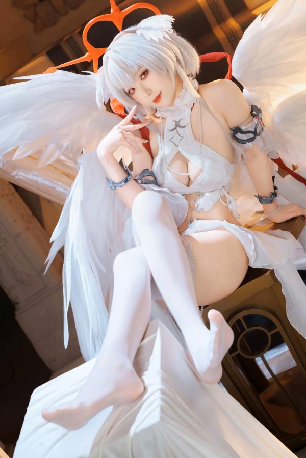    封疆疆v 碧蓝航线珍珠号Cosplay 纯白天使圣洁风角色扮演 极致诱惑私房照[32P]第21张图片