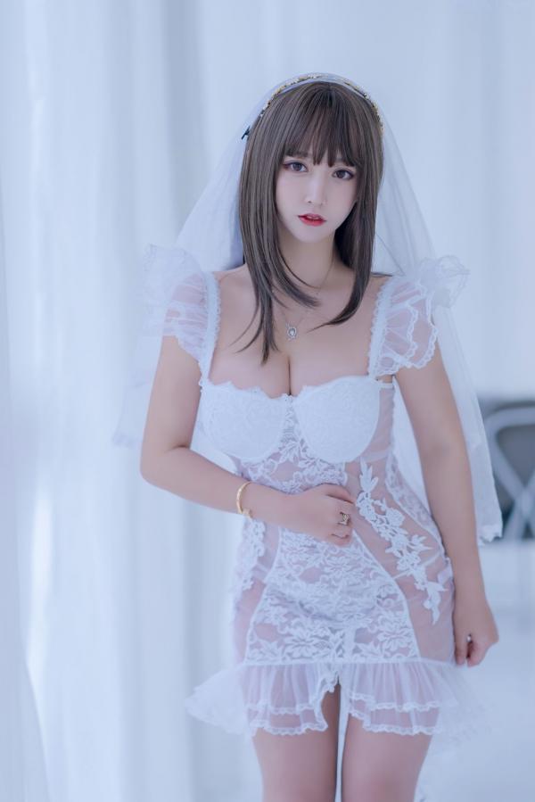    过期米线线喵-061-白雪姬，纯欲婚纱风白色蕾丝内衣诱惑，清新脱俗的私房美图第24张图片
