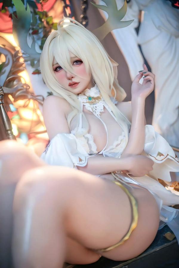    阿薰kaOri碧蓝航线金狮Cosplay，纯白蕾丝仙气女神写真，梦幻圣殿风格极致诱惑大片第42张图片