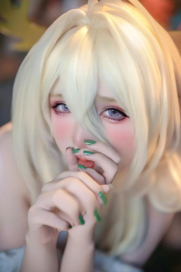    阿薰kaOri碧蓝航线金狮Cosplay，纯白蕾丝仙气女神写真，梦幻圣殿风格极致诱惑大片第79张图片