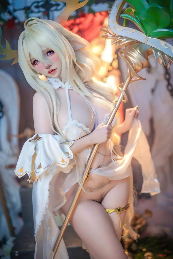    阿薰kaOri碧蓝航线金狮Cosplay，纯白蕾丝仙气女神写真，梦幻圣殿风格极致诱惑大片第116张图片