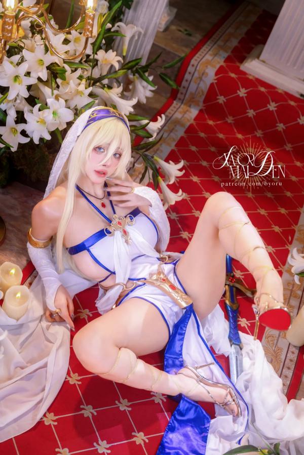    Byoru精品Cosplay：白色圣女剑姬角色扮演，大尺度唯美异世界女神，华丽装扮展现极致诱惑 - Byoru Sword Maiden [74P]第19张图片