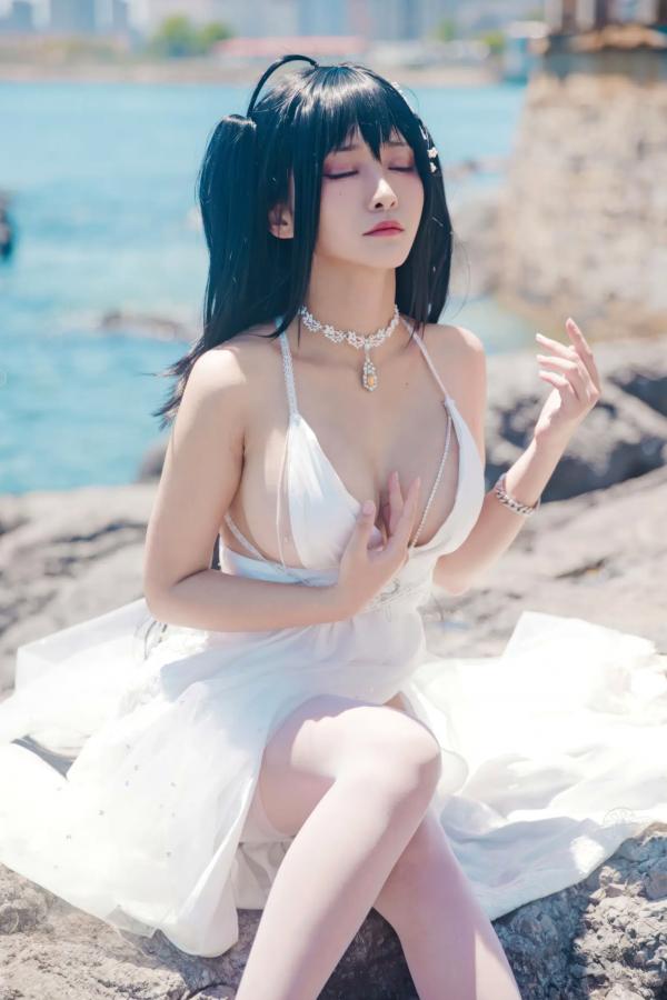    洛璃LoLiSAMA碧蓝航线大凤誓约花嫁写真，海边礁石清纯御姐诱惑，纯白婚纱与丝袜的极致视觉盛宴[44P]第11张图片