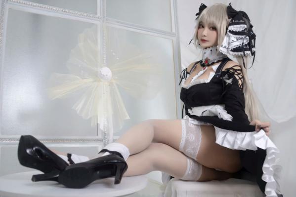    洛璃LoLiSAMA 碧蓝航线可畏Cosplay，精致哥特风女仆装视觉盛宴[60P]第18张图片