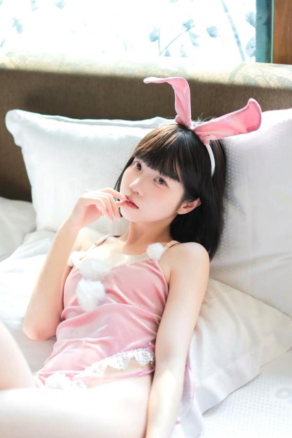   《可可小白兔 - 純慾兔女郎 x 濕身死庫水 私房制服誘惑 浴室居家寫真 [78P]》第28张图片