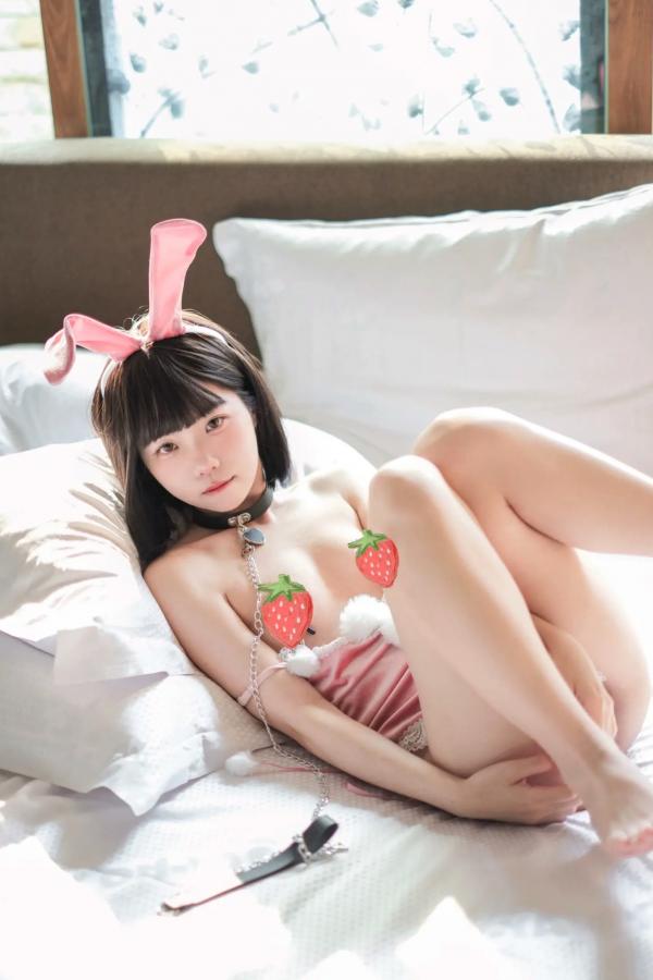    《可可小白兔 - 純慾兔女郎 x 濕身死庫水 私房制服誘惑 浴室居家寫真 [78P]》第45张图片