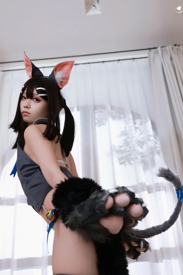    G44不会受伤 - 魔法少女伊莉雅 美游野兽COS私房写真：软萌兽耳毛绒爪子搭配诱人内衣长筒袜，可爱与性感的极致碰撞第1张图片