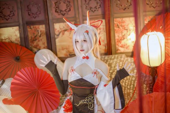    [二佐Nisa] 碧蓝航线绫波新春旗袍Cosplay，精致绝美演绎，国风红白配色氛围感写真，还原度极高，视觉盛宴 [27P]第4张图片