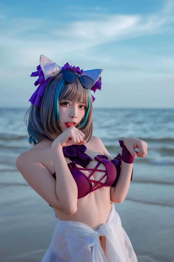    二佐Nisa - 碧蓝航线柴郡泳装COS，海边比基尼写真，极致诱惑甜美猫耳少女，清凉夏日清新私房照 [30P]第24张图片