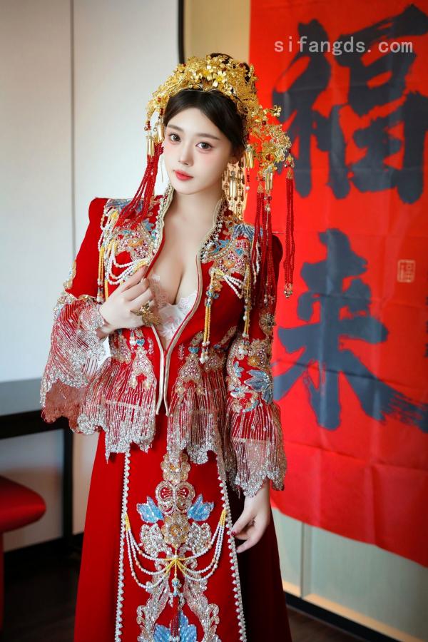    XR-Uncensored-蛋蛋宝-秀禾服-R18-XiuRen秀人网-9823-内购私拍第13张图片
