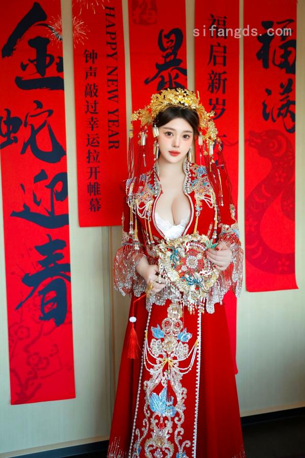    XR-Uncensored-蛋蛋宝-秀禾服-R18-XiuRen秀人网-9823-内购私拍第18张图片