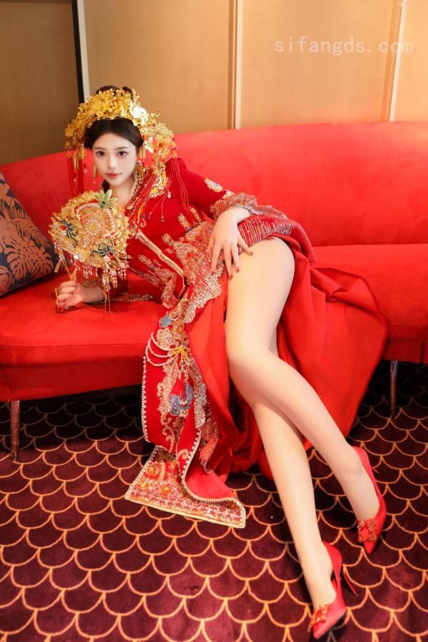    XR-Uncensored-蛋蛋宝-秀禾服-R18-XiuRen秀人网-9823-内购私拍第23张图片