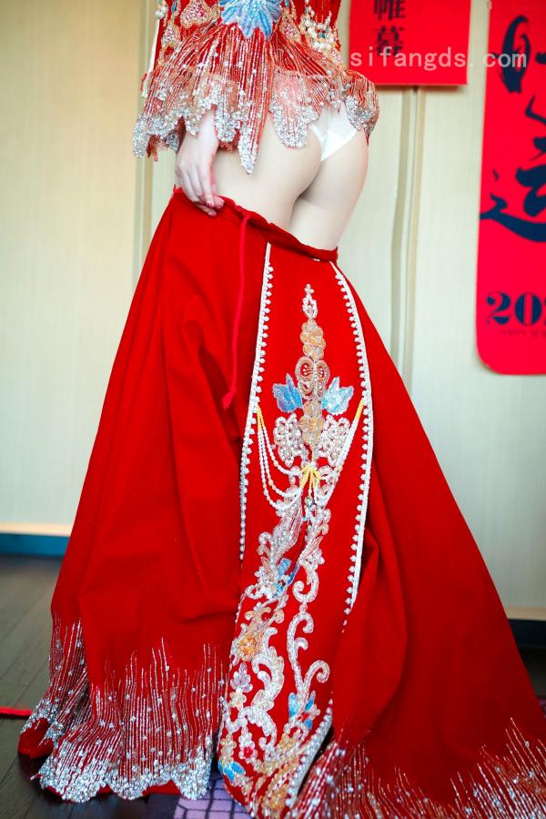    XR-Uncensored-蛋蛋宝-秀禾服-R18-XiuRen秀人网-9823-内购私拍第39张图片