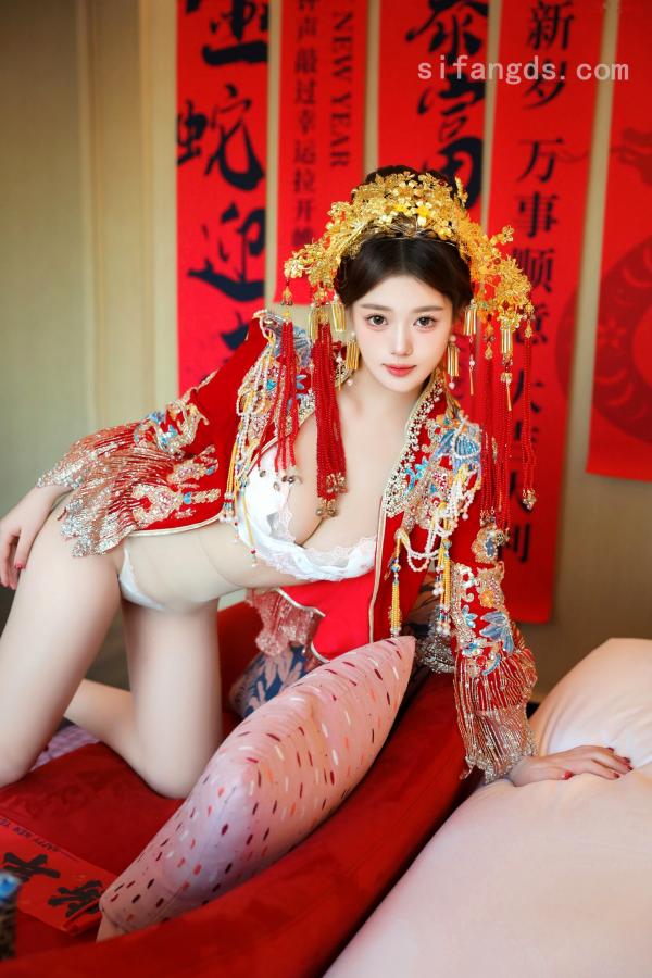    XR-Uncensored-蛋蛋宝-秀禾服-R18-XiuRen秀人网-9823-内购私拍第52张图片