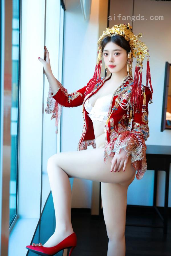    XR-Uncensored-蛋蛋宝-秀禾服-R18-XiuRen秀人网-9823-内购私拍第55张图片