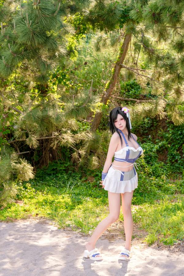    咬一口兔娘 - 2025泳装限定作：蒂法海边假日风情，夏日白皙比基尼与角色扮演写真，极致动人 [80P]第1张图片