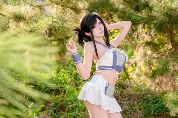    咬一口兔娘 - 2025泳装限定作：蒂法海边假日风情，夏日白皙比基尼与角色扮演写真，极致动人 [80P]第7张图片