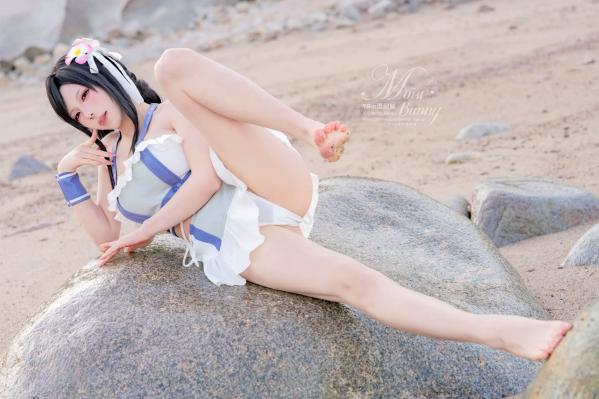    咬一口兔娘 - 2025泳装限定作：蒂法海边假日风情，夏日白皙比基尼与角色扮演写真，极致动人 [80P]第41张图片