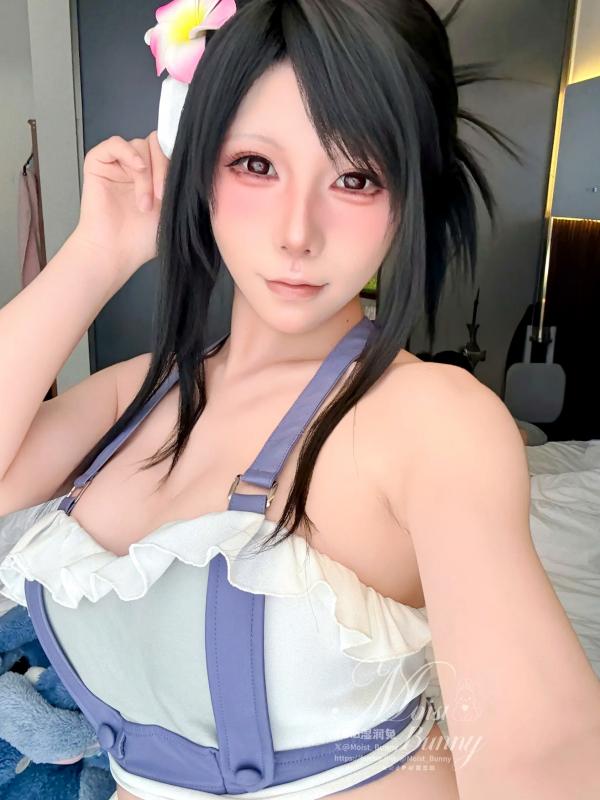    咬一口兔娘 - 2025泳装限定作：蒂法海边假日风情，夏日白皙比基尼与角色扮演写真，极致动人 [80P]第76张图片