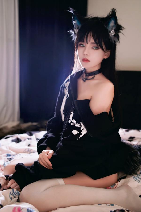    桜桃喵 - 缅因猫猫角色扮演，极致诱惑私房套图，猫耳少女灵动可爱，绝美曲线，高清写真合集 [47P]第3张图片