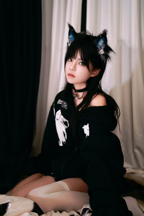    桜桃喵 - 缅因猫猫角色扮演，极致诱惑私房套图，猫耳少女灵动可爱，绝美曲线，高清写真合集 [47P]第7张图片