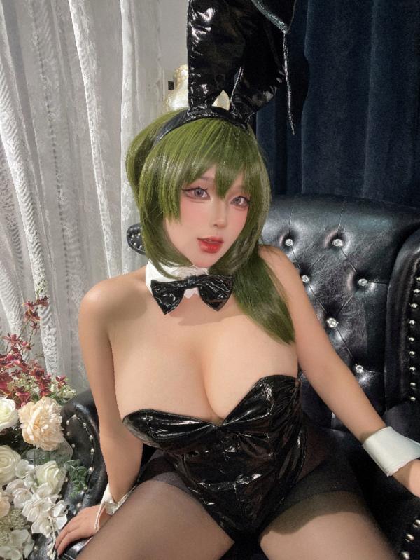    Sayo-Momo《魔域英雄传说》尤贝尔Cosplay，暗黑风格黑色漆皮兔女郎，大尺度私房照，极致诱惑角色扮演第5张图片