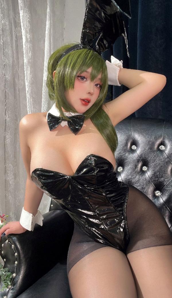    Sayo-Momo《魔域英雄传说》尤贝尔Cosplay，暗黑风格黑色漆皮兔女郎，大尺度私房照，极致诱惑角色扮演第23张图片