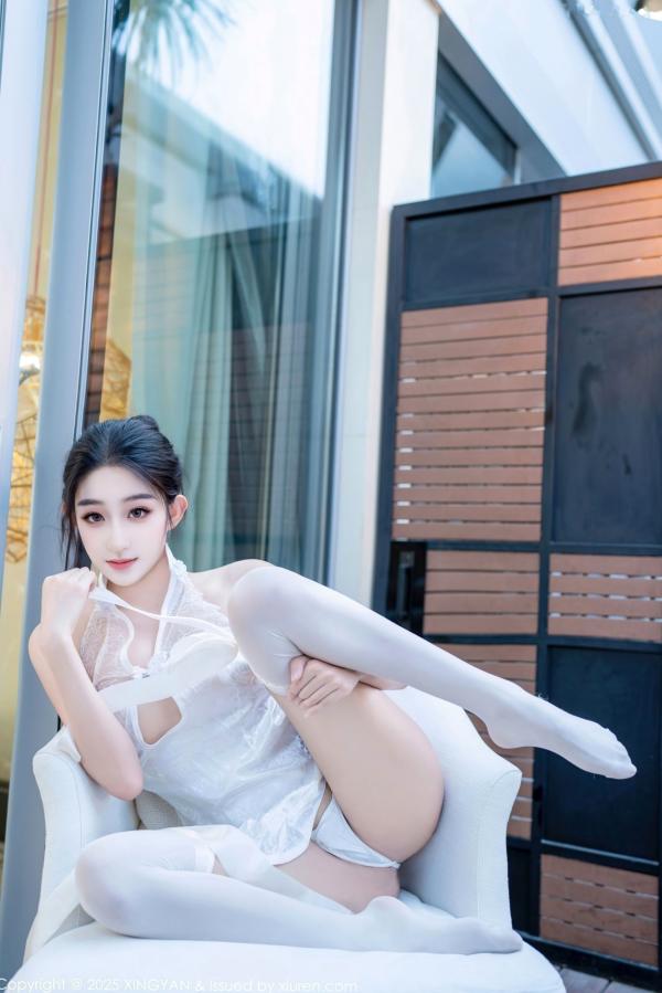    星颜社XingYan-313-星冉：纯白蕾丝情趣短旗袍与极致白丝诱惑，居家私房写真，唯美身姿尽显性感魅力第48张图片