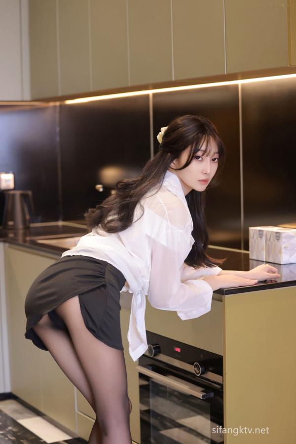    XR-Uncensored-玥儿玥er-厨娘-R18-XiuRen秀人网-7060-内购私拍第45张图片