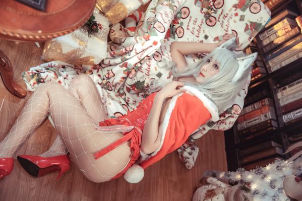    隼隼子 刺青Poi Luisa_零纱 驯鹿与狼 圣诞节主题 Cosplay私房照 红色漆皮制服 诱惑角色扮演 节日氛围感女神第19张图片