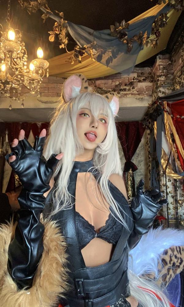    Shika小鹿鹿野性猫娘Cosplay演绎与日常户外街拍自拍[30P]第8张图片