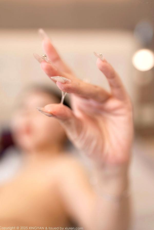    星颜社：李若汐私房按摩场景写真，黑bra搭配丝袜高跟，极尽妩媚诱惑，高端人像摄影第80张图片