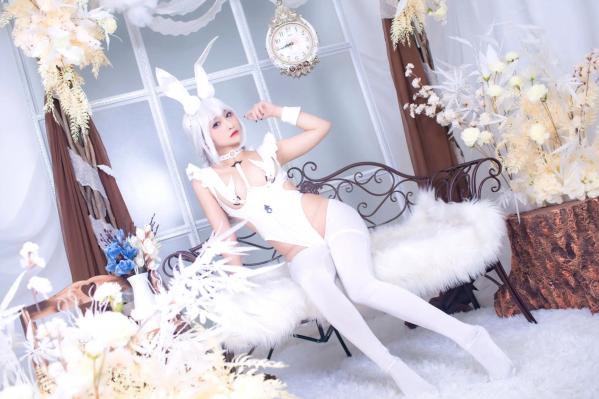    洛璃LoLiSAMA碧蓝航线恶毒兔女郎，白色私房唯美Cosplay，冷艳与清纯的极致诱惑第5张图片