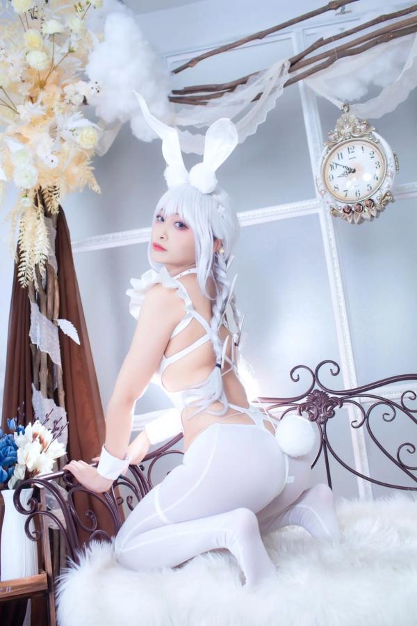    洛璃LoLiSAMA碧蓝航线恶毒兔女郎，白色私房唯美Cosplay，冷艳与清纯的极致诱惑第11张图片