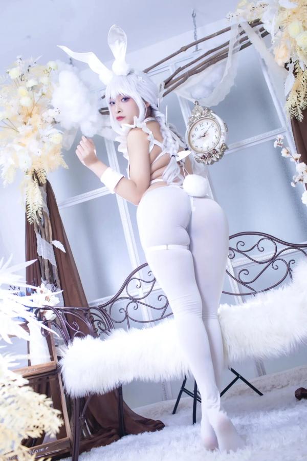    洛璃LoLiSAMA碧蓝航线恶毒兔女郎，白色私房唯美Cosplay，冷艳与清纯的极致诱惑第27张图片