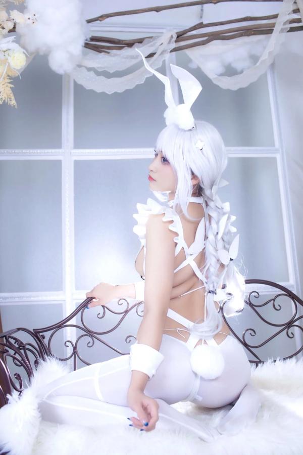    洛璃LoLiSAMA碧蓝航线恶毒兔女郎，白色私房唯美Cosplay，冷艳与清纯的极致诱惑第35张图片