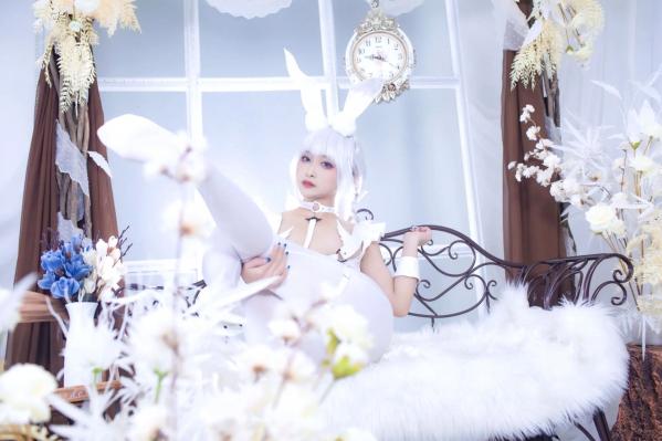    洛璃LoLiSAMA碧蓝航线恶毒兔女郎，白色私房唯美Cosplay，冷艳与清纯的极致诱惑第45张图片