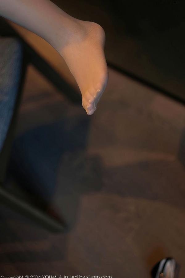    YouMi尤蜜荟-1107-允爾-厨房私房诱惑写真的视觉盛宴，肉色内衣搭配白裙丝袜尽展迷人曲线！第48张图片